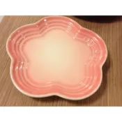 LE CREUSET 14cm小花型淺盤組（粉樹莓、櫻花粉、葡萄紫ˋ粉彩紫）～
