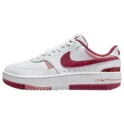 (店+)【NIKE 耐吉】FQ8877-100 Nike Gamma Force 合成革皮革 時尚 防滑增高 低幫 板鞋 女款 白紅 nike女鞋 運動鞋女 休閒鞋