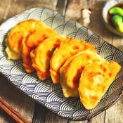(店+)冷凍韭菜盒/高麗菜盒 (1125g±10%/25粒/包)【大江生鮮】