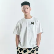 100% 純棉寬鬆圓領 T 恤，短袖，白色，繡有「Hide&seek」黑色小貓圖案。