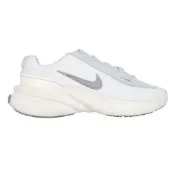 NIKE W UPLIFT SC 女緩震慢跑鞋-運動 休閒 IB2766-006 淺灰白