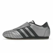 ACS跨運動 adidas 跆拳道鞋 Taekwondo W 女鞋 休閒鞋 銀黑 無鞋帶 金屬感 愛迪達 JS4024