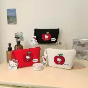 【HELLO KITTY】可愛蘋果造型羽絨布輕便收納包(化妝包/旅行隨身包)