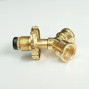 【台灣製】瓦斯大三通 瓦斯桶 瓦斯爐 熱水器 大三通 小三通 全銅 三通 桶裝 液化 瓦斯 調整器 分接 接頭 廚房