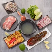 華得水產 極饗豪華海鮮7件火鍋組(波士頓龍蝦+蝦仁+豬肉片+日本火鍋料+透抽+鱸魚高湯x2包)