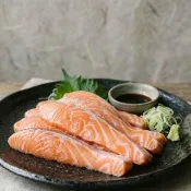 新鮮牧場 挪威直送鮮鮭魚肚條*3包組 (180g±10%) 嚴選腹肉 色澤橙紅 柔嫩化口 油香四溢