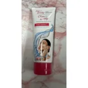 Fair lovely Facial foam multi vitamin