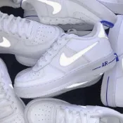 (店+)【NIKE 耐吉】Nike Air Force 1 07 LV8 GS 藍白 白 寶藍 3M 反光 大童 女鞋 DD3227-100