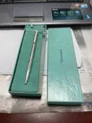 Tiffany蒂芙尼925純銀圓珠筆蒂芙尼純銀圓珠筆，少見的德產款筆身輕微氧化和毛痕，整體品相還不錯，圖8有個極輕微