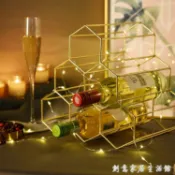 北歐酒架置物架紅酒擺件酒瓶收納架家用酒格子棱形創意葡萄酒架子【摩可美家】