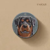 EMJOUR 雙面刺繡吊飾 - 羅威納犬 |  寵物 狗 狗狗 動物  紀念品 禮物 鑰匙圈 包包配件