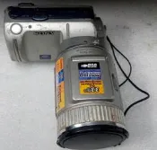 二手中古 SONY DSC-F505V 大砲型類單眼數位相機(初步測試可以開機使用歡迎面交測試)