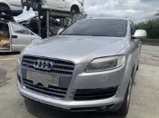AUDI 奧迪 06年 Q7 3.0 TDI 零件車拆賣