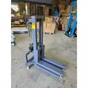 TIG啟思工業 堆高機/自動堆高機/隨車堆高機/隨車搬運機/喜目雷客車/拖板車/300KG堆高機