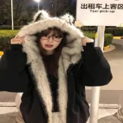 (店+)派克服短款大毛領女夾棉派克韓系冬日穿搭合身牛角扣加絨內裡簡約加厚鋪棉素色女派克大衣拉鍊防潑水寒流保暖戶外出行黑色座山雕貓耳朵外套男女款毛領夾棉款秋冬季情侶棉服