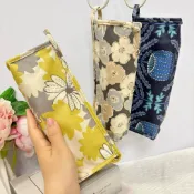 [現貨🇯🇵🔜] 日本製 浪漫 簡約 北歐 花朵 牙刷袋 餐具袋 防水袋 筆袋 日本進口 透氣孔 收納 療癒 交換禮物
