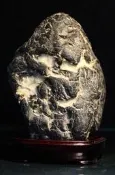 (已售)【開天闢地】黑膽石　埔里國寶，日漸稀少珍貴， 為早期收藏藝石，天然水洗結榴老皮質感極佳。Ａ組圖　龜甲雅石奇石雕茶