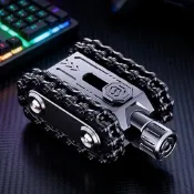 金屬旋轉坦克 Fidget 玩具鐵桿軍事風格磁性 EDC 減壓小工具和 Fidget Spinner,完美的兒童禮物