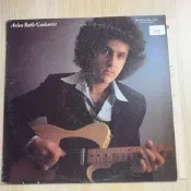 美國吉他手Arlen Roth（阿倫·羅斯）的黑膠專輯《Guitarist》。• 藝人背景：Arlen Roth是