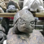 中古陳H1石雕龜迷你龜可愛龜石龜納福長壽吉祥鎮宅平安招財龜裝置藝術工藝擺件咖啡民宿收藏觀賞擺飾影視拍攝道具1800讓藏