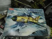academy組合模型戰鬥機1/48 mig-21mf j