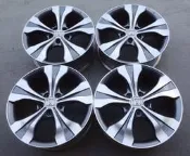 【田中中古輪胎舘】CRV 2.4 原廠圈 18吋 5X114 / 7J / ET50 / 中心64 灰車面 (新車拆