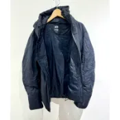 星級小舖 Uniqlo 藍色羽絨外套 非常的舒服 size M