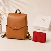 【WHOSE BAG】買一送一｜VIOLET輕量防潑水皮革後背包+A4通勤雙肩包 買就送OMNIA羊皮卡夾 超值組合