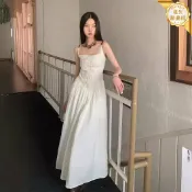 星光精品館 【新中式刺繡】吊帶連衣裙 度假洋裝 露背長裙 收腰顯瘦 棉質長裙 夏季新款 2024年 刺繡設計 氣質優雅 度假穿搭