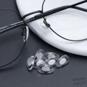 夯貨上新🔥TITAN鋁芯眼鏡鼻託防滑鼻墊壓痕硅膠眼鏡配件金屬芯鎖式PVC托葉墊wbfc