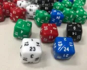 【真】24面 骰子 Dice 實色 適用 token 桌遊 農家樂 送禮高手 Gifttrap 水瓶座 擺飾 裝飾