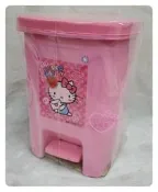 ♥小花花日本精品♥三麗鷗 Hello Kitty 粉色 腳踏掀蓋 垃圾桶 置物桶 收納桶 居家 浴室必備99109400