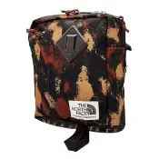 【The North Face】BERKELEY CROSSBODY 防潑水復古休閒單肩包4.75L.側背包.斜背包(52VT-OSO 荒野迷彩)
