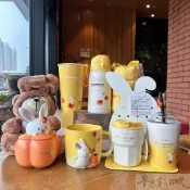 星巴克新春兔年生肖柿柿如意萌兔可愛陶瓷吸管不鏽鋼隨行保溫杯套