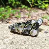 💚土桑展精選：土耳其綠簾石共生水晶0321-38號 (Epidot) 精靈魔法森林 x 釋放負面性 x 顯化豐盛