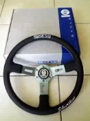 人身部品~全新正義大利 SPARCO Silverstone 中凹銀或金色骨350mm方向盤只要7000自取