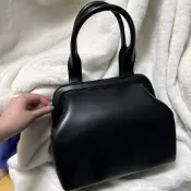 24時內發❤️8成新✨含運宅配LULU GUINNESS絕版品典雅黑全牛皮提包 肩背包二手名牌包