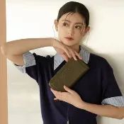 【Kinloch anderson】Elara 油蠟打皺拉鍊長夾-霧森綠