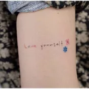 「愛自己」花  love yourself 紋身貼紙 微刺青 輕紋身  IG 打卡 紋身貼 超美 性感 網紅 文字 草寫