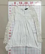 【二手衣櫃】日本 DIVA 氣質小香風V圓領長袖高腰露背蕾絲魚尾裙連身裙長袖洋裝禮服 白色蕾絲長袖洋裝 1090218