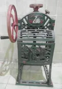 早期 懷舊  台製 刨冰機  剉冰機   ～～