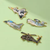 航展紀念品戰鬥機殲20徽章飛機造型金屬胸針軍事主題禮品軍迷收藏CDPS