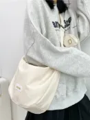 宜百家 餃子包斜背挎包女 韓版百搭學生ins日系原宿簡約餃子包休閑文藝單肩斜跨純色帆布包