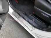 涔峰ＣＦ☆(白金)TOYOTA SIENTA 前門 迎賓踏板 外門檻條 白金踏板 飾板 不鏽鋼踏板 外門檻 防刮