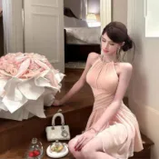 【上新】小個子連衣裙 小個子洋裝 小洋裝 小禮服洋裝 小香風禮服 小隻女法式絕美露背掛脖連衣裙海邊度假收腰氣質生日禮服裙