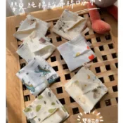 台灣出貨 現貨 嬰兒寶寶純綿雙面花色紗布口水巾 小方巾 手帕 擦手巾 任選2條  檢驗合格