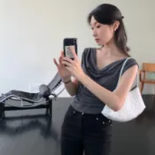 正韓【預購】女生素面百搭U領抓皺削肩無袖背心上衣 乳白 炭灰 黑【08.21】東大門-M18073