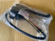［愛將精品］kawasaki 川崎125 B1零件 右邊黑色手把開關，指示標為點紅漆款