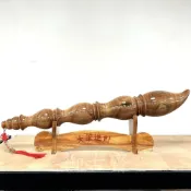(店+)【御古齋】樟木 88cm 大文昌筆 勾文昌 大筆進財 筆筆成交 鴻運當頭 開運招財擺件 附筆座 五帝錢 1001