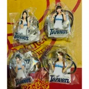 TEAM TAIWAN  壓克力鑰匙圈 扭蛋 中華隊 12強捷克交流賽 啦啦隊 YURI 慈妹 QUEENA 檸檬